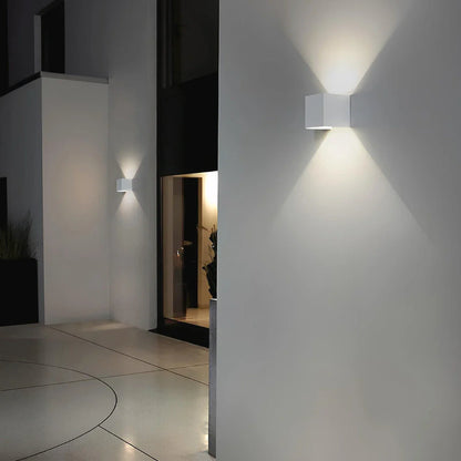 Adjustable Outdoor Wall Light – Flexible Arm LED Wall Spotlight for Porch & Patio | LumenTrail