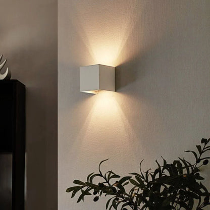Adjustable Outdoor Wall Light – Flexible Arm LED Wall Spotlight for Porch & Patio | LumenTrail