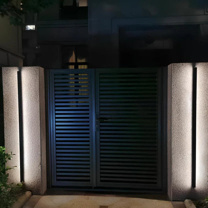 Outdoor Wall Sconce – Modern Linear LED Exterior Wall Light for Porch & Entryway | LumenTrail